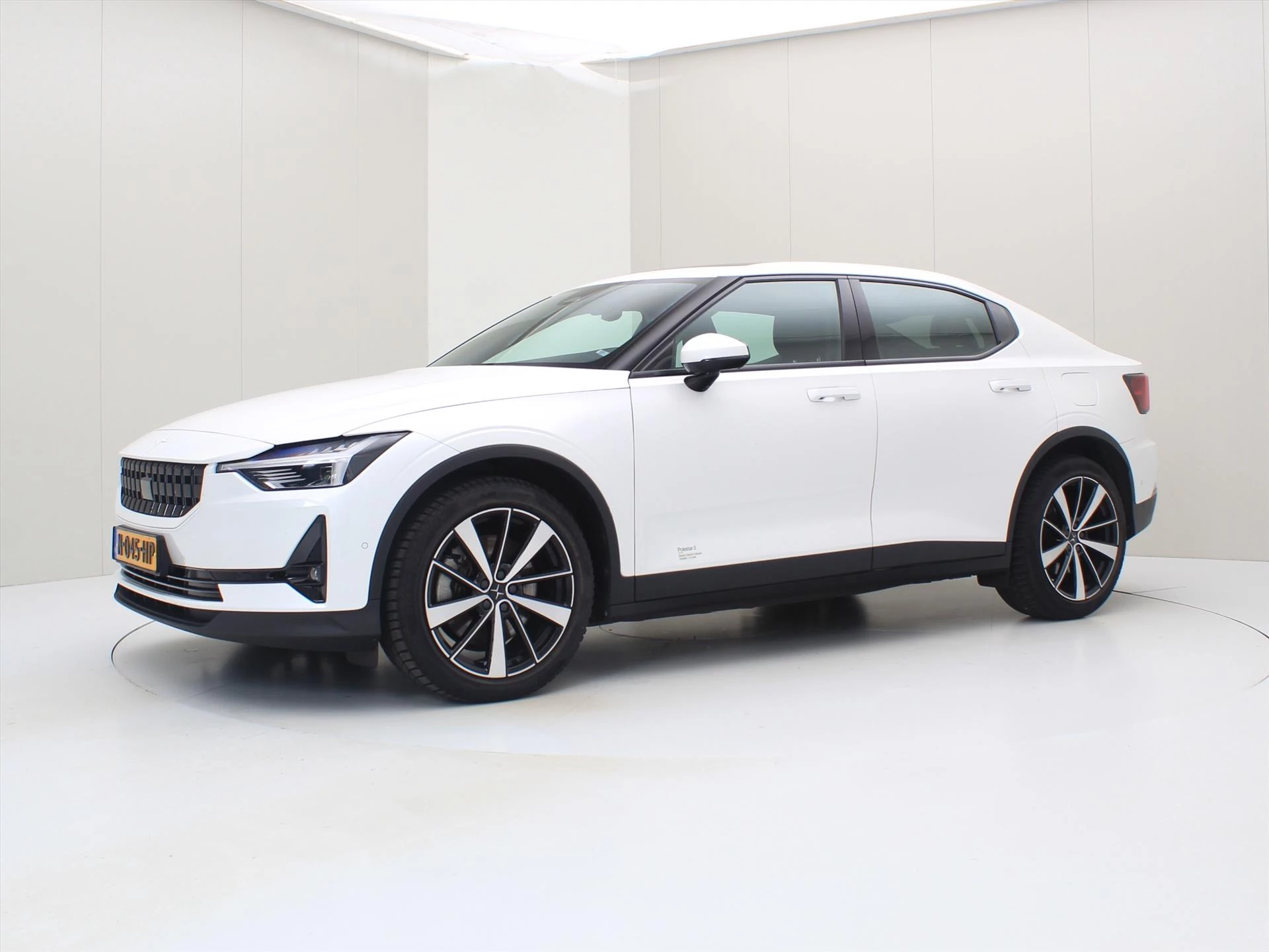 Hoofdafbeelding Polestar 2