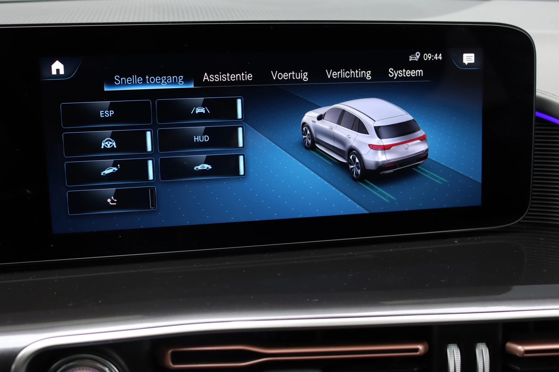Hoofdafbeelding Mercedes-Benz EQC