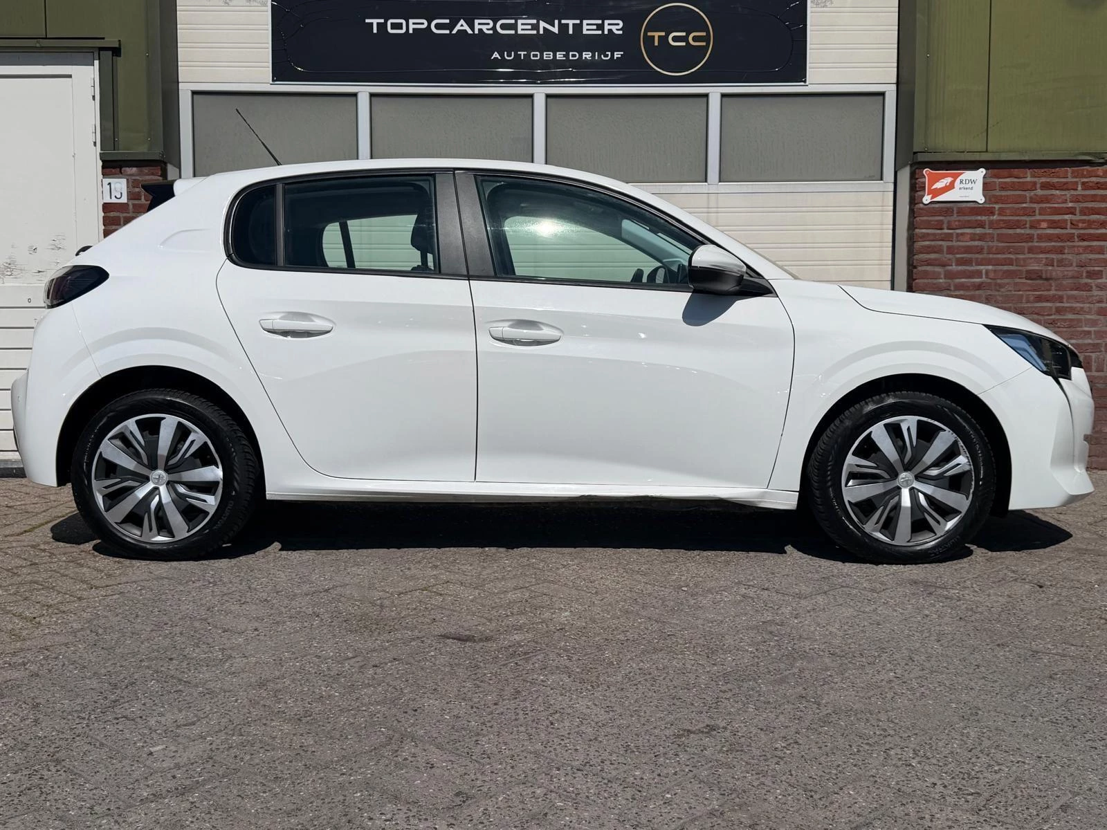 Hoofdafbeelding Peugeot 208