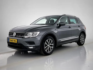 Volkswagen Tiguan 1.5 TSI Comfortline (NAVIGATIE, ELEKT. INKLAPBARE TREKHAAK, PARKEERSENSOREN, CLIMA, CARPLAY, 1e EIGENAAR)