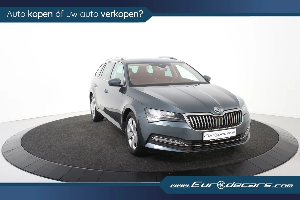 Hoofdafbeelding Škoda Superb