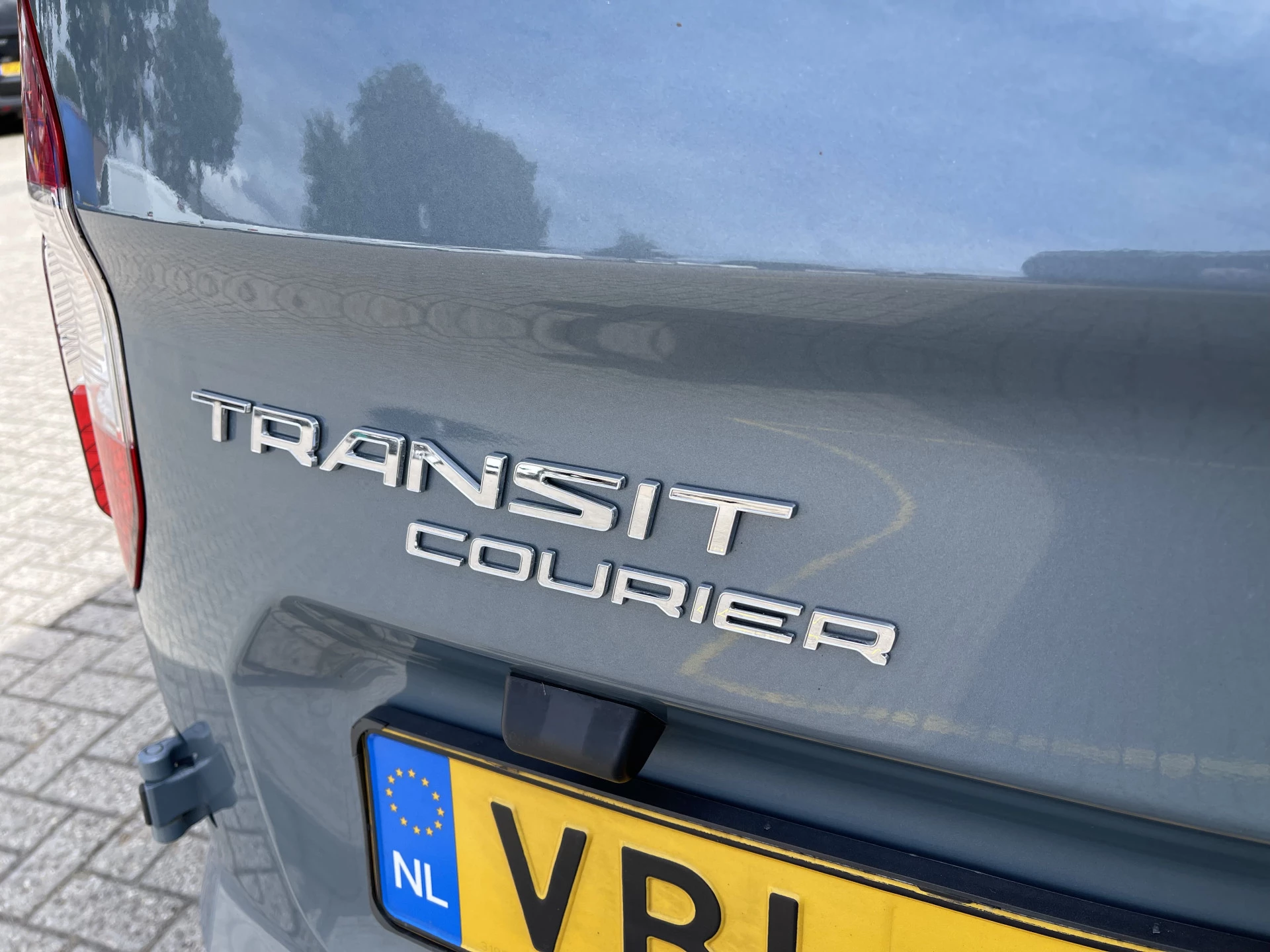 Hoofdafbeelding Ford Transit Courier