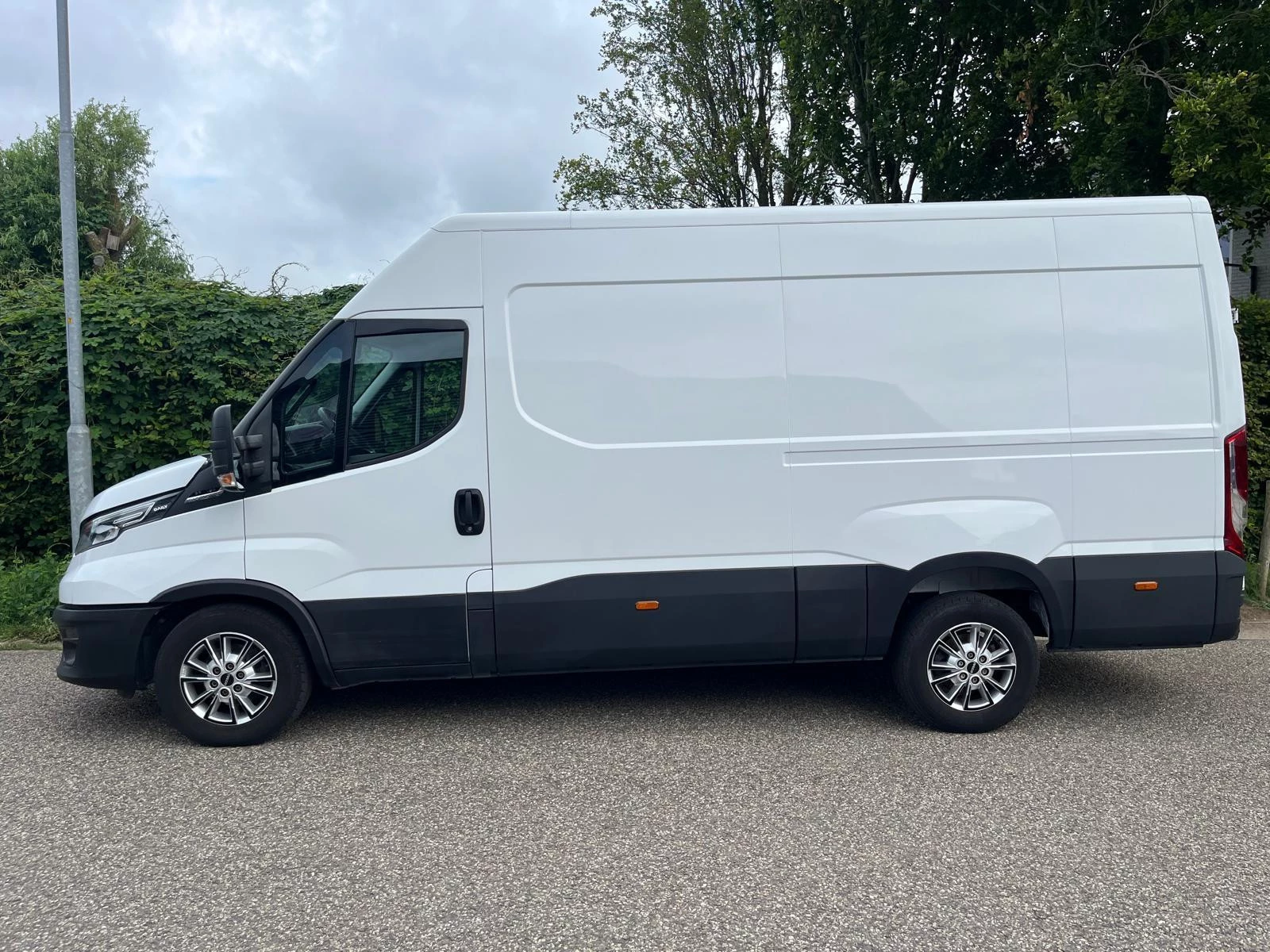 Hoofdafbeelding Iveco 35S18