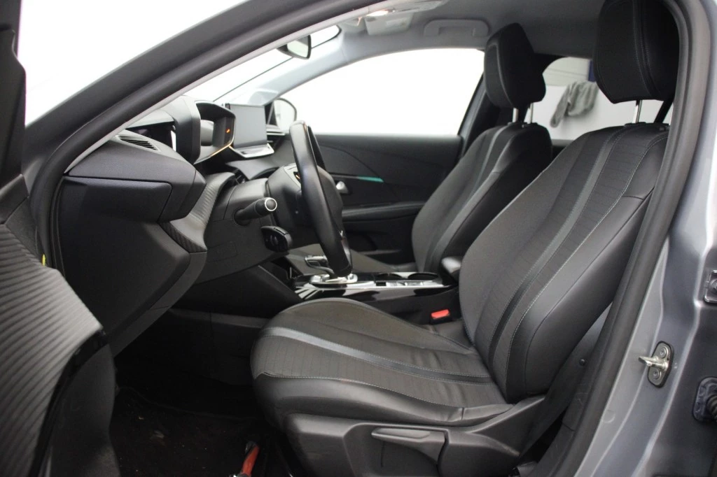 Hoofdafbeelding Peugeot e-208