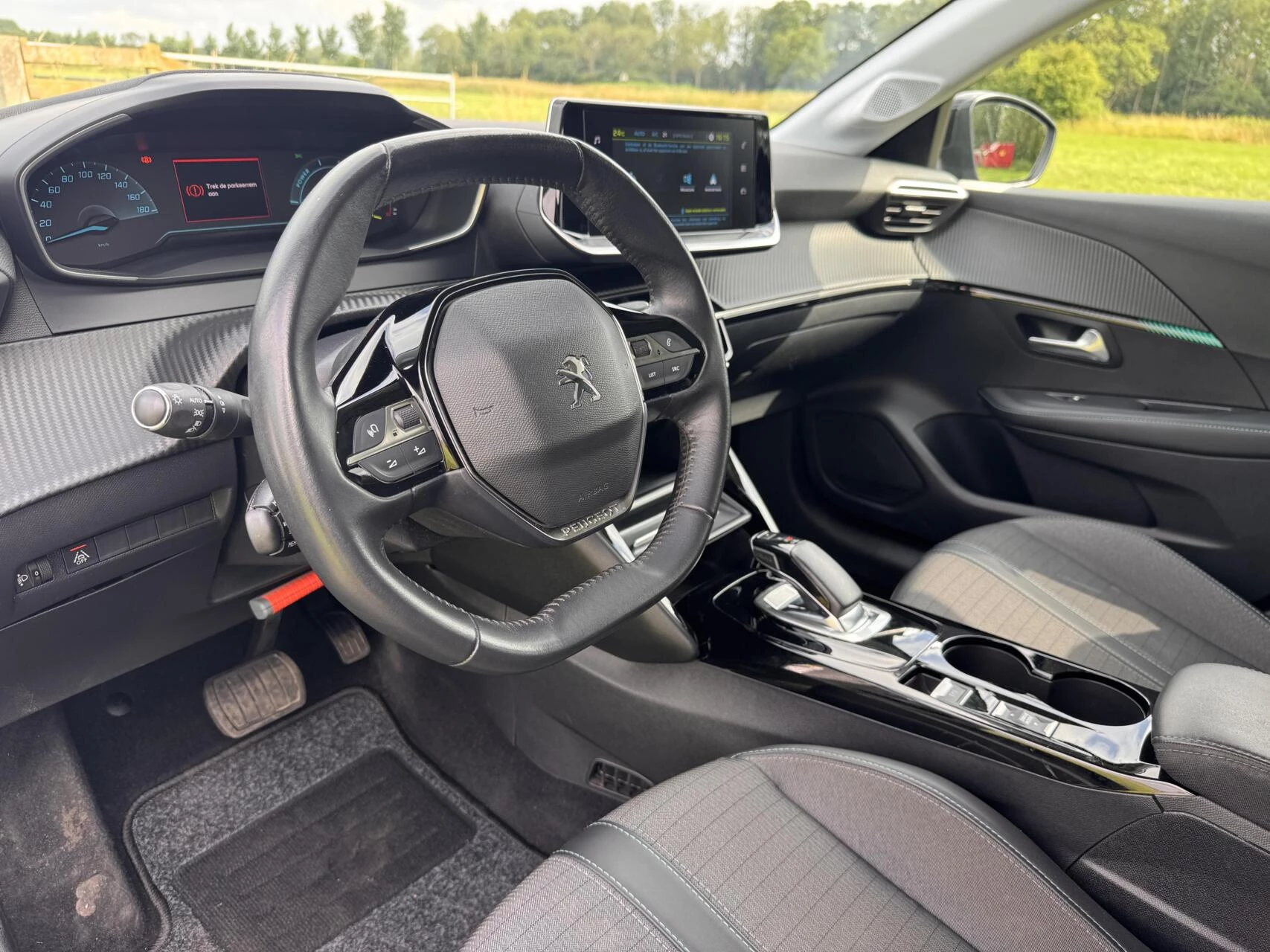 Hoofdafbeelding Peugeot e-208