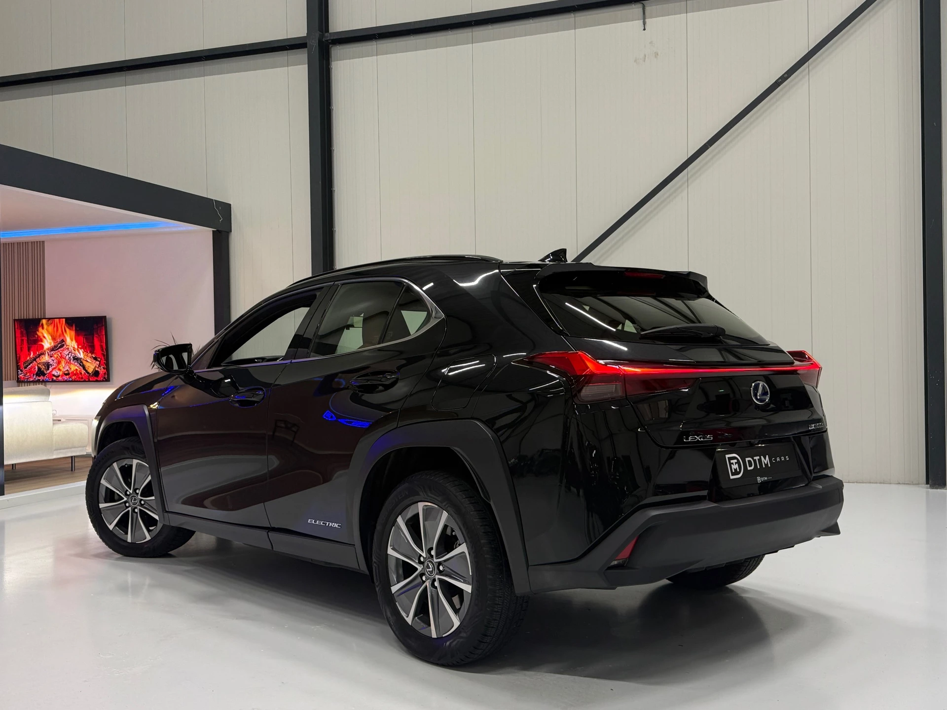 Hoofdafbeelding Lexus UX