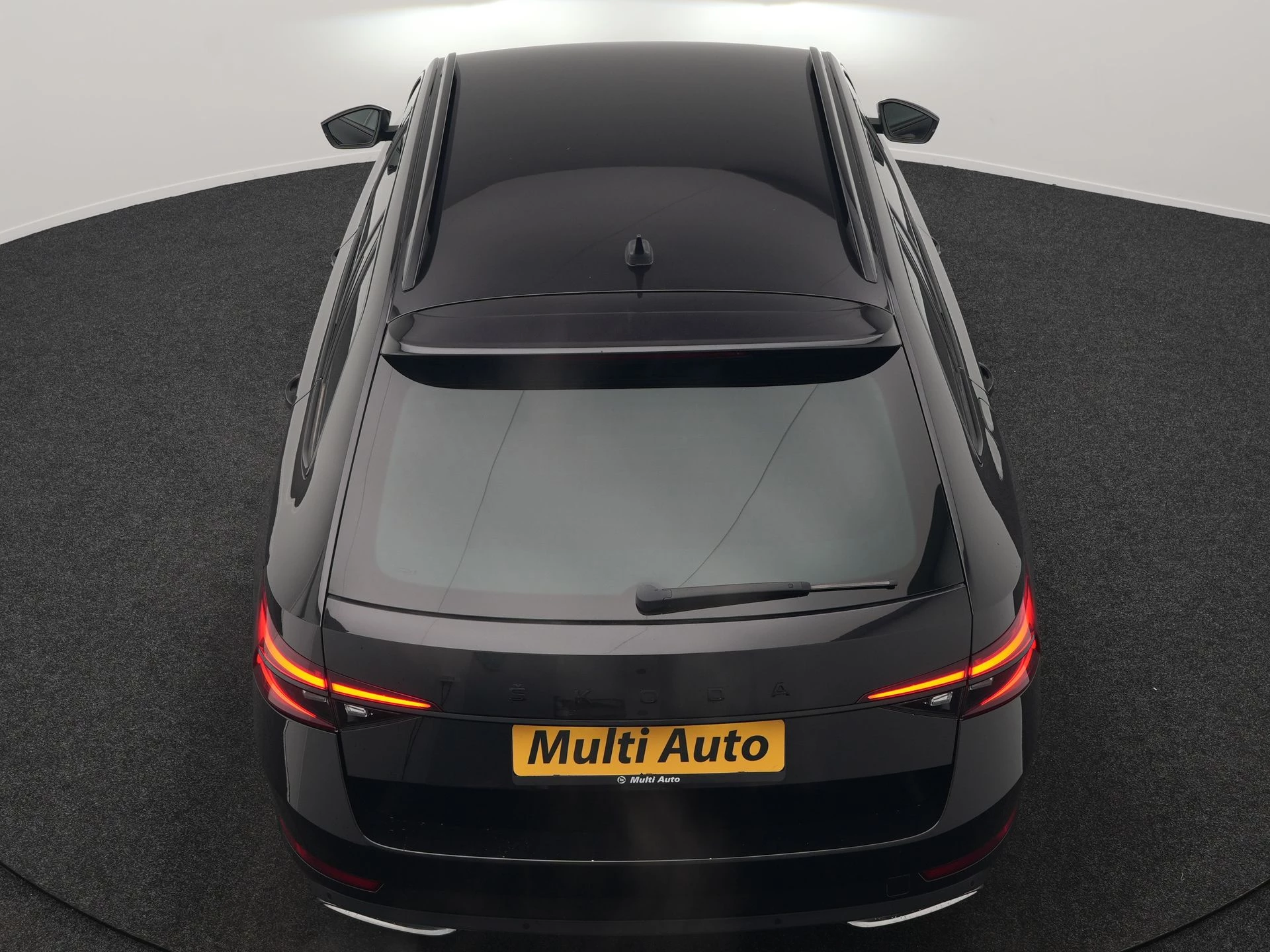 Hoofdafbeelding Škoda Superb