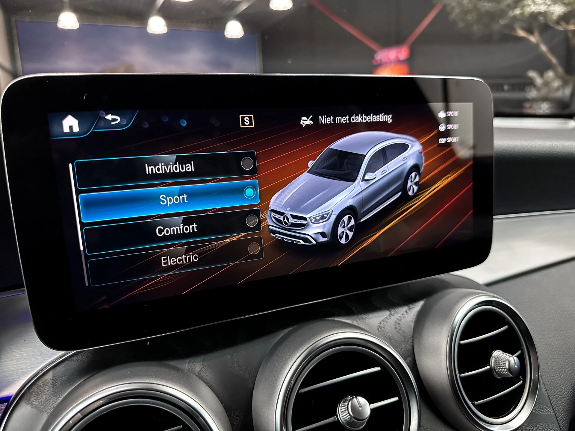 Hoofdafbeelding Mercedes-Benz GLC