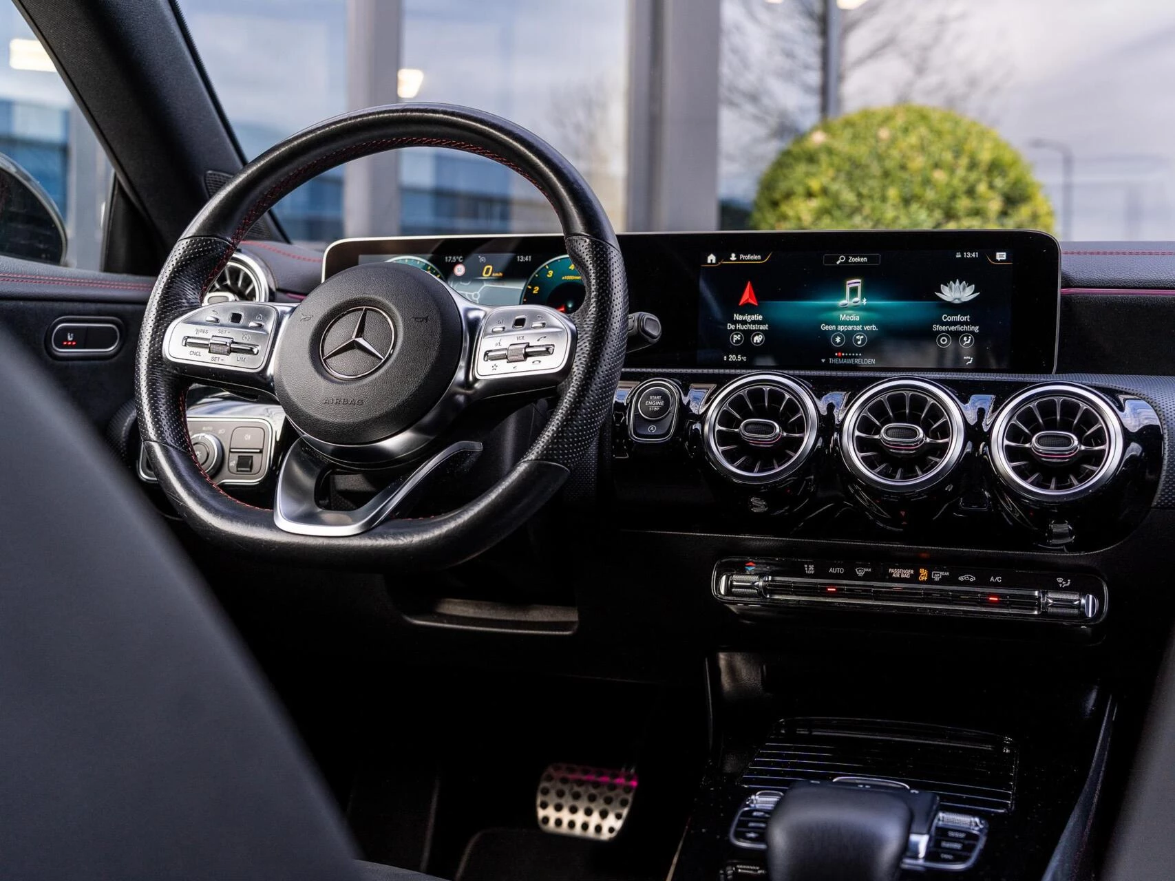Hoofdafbeelding Mercedes-Benz CLA