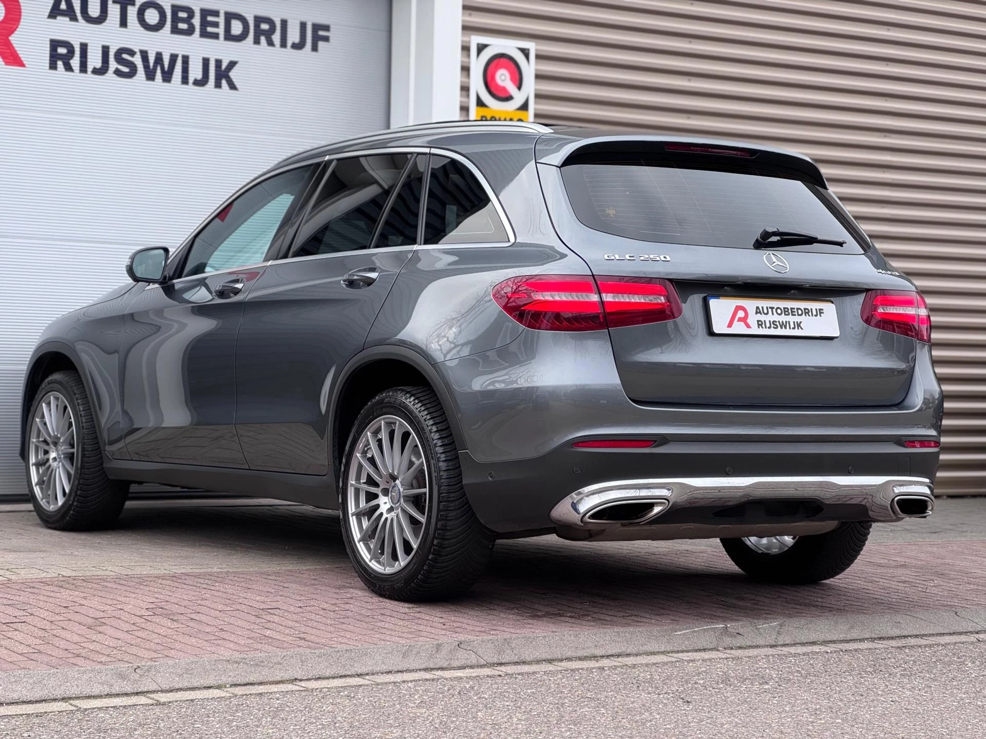 Hoofdafbeelding Mercedes-Benz GLC