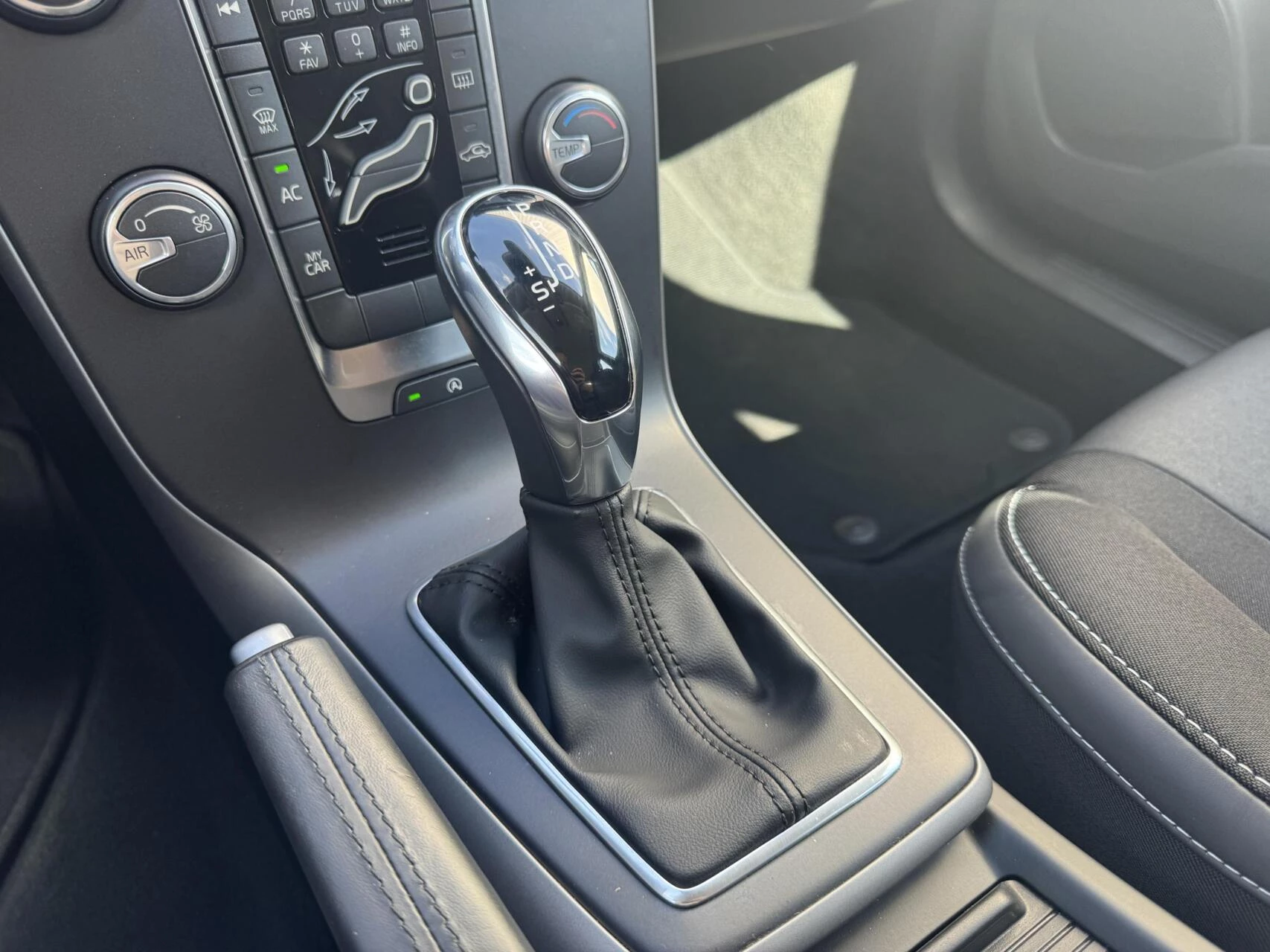 Hoofdafbeelding Volvo V40