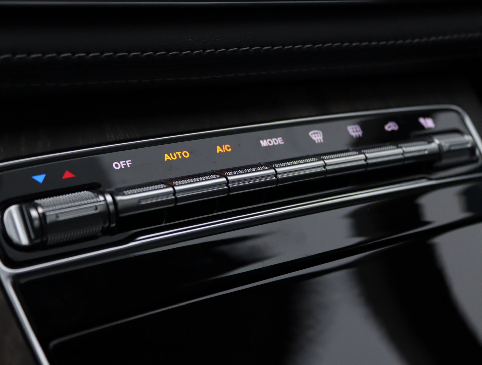 Hoofdafbeelding DFSK E5 PHEV