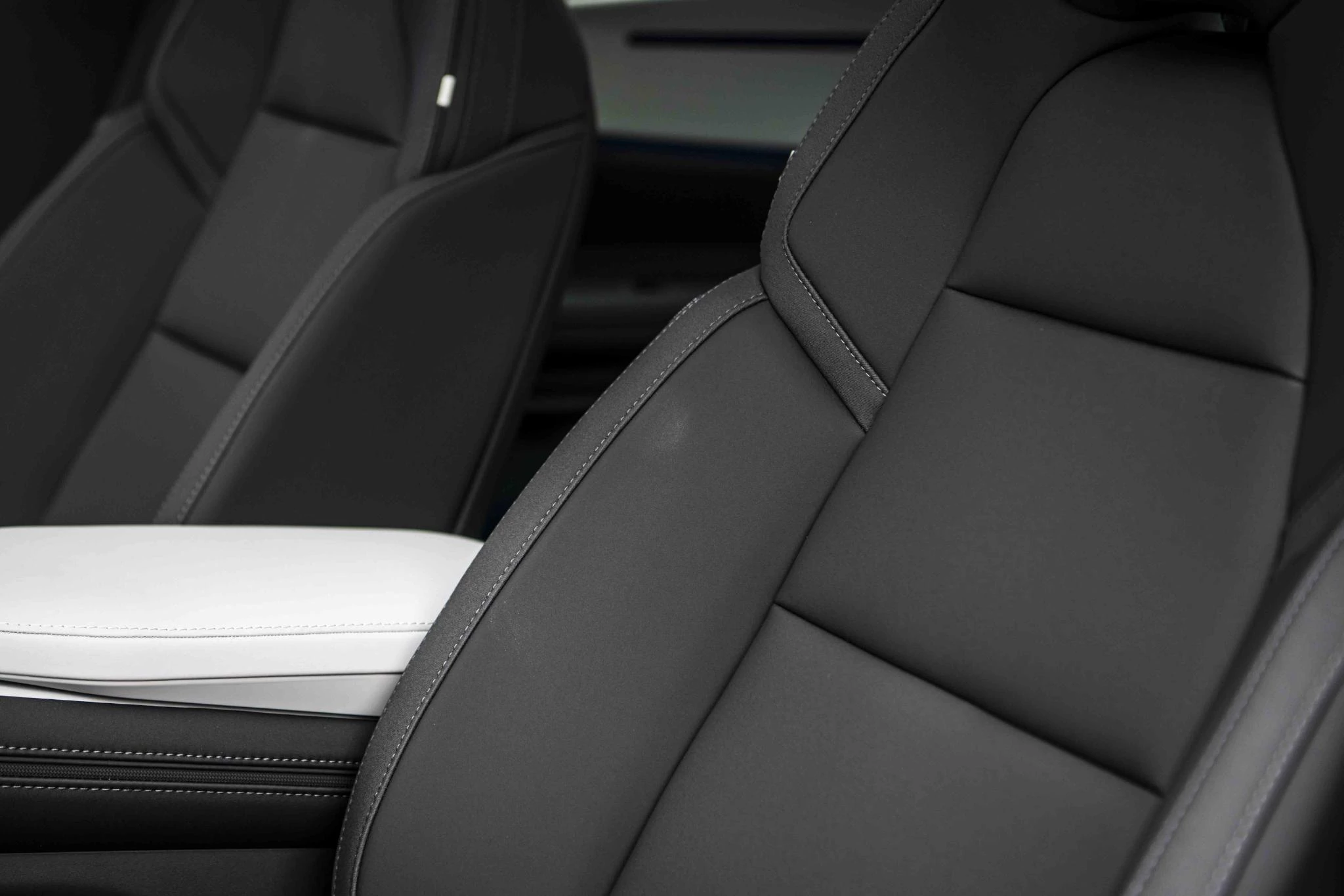 Hoofdafbeelding Polestar 4