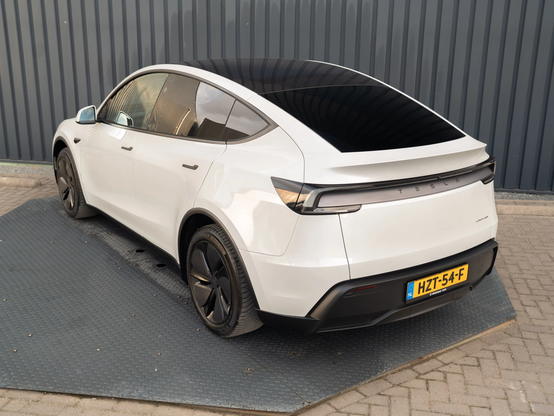 Hoofdafbeelding Tesla Model Y