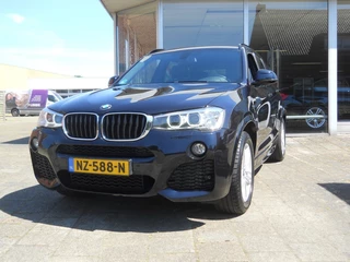 Hoofdafbeelding BMW X3 BMW X3 S-Drive 2.0i M-Uitvoering