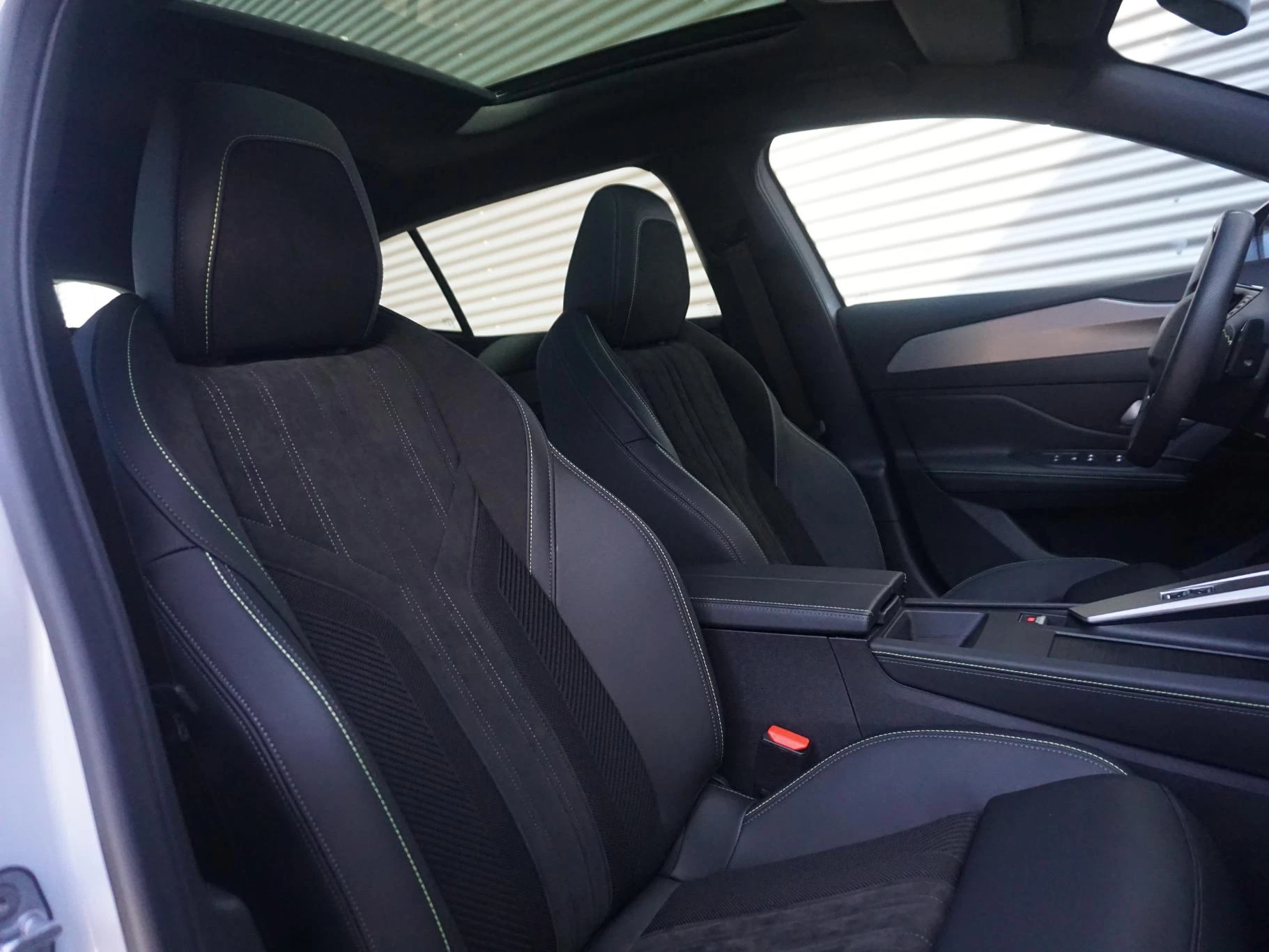 Hoofdafbeelding Peugeot 408