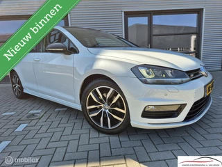 Volkswagen Golf 1.4 TSI Business R-Line DEALERONDERHOUDEN
