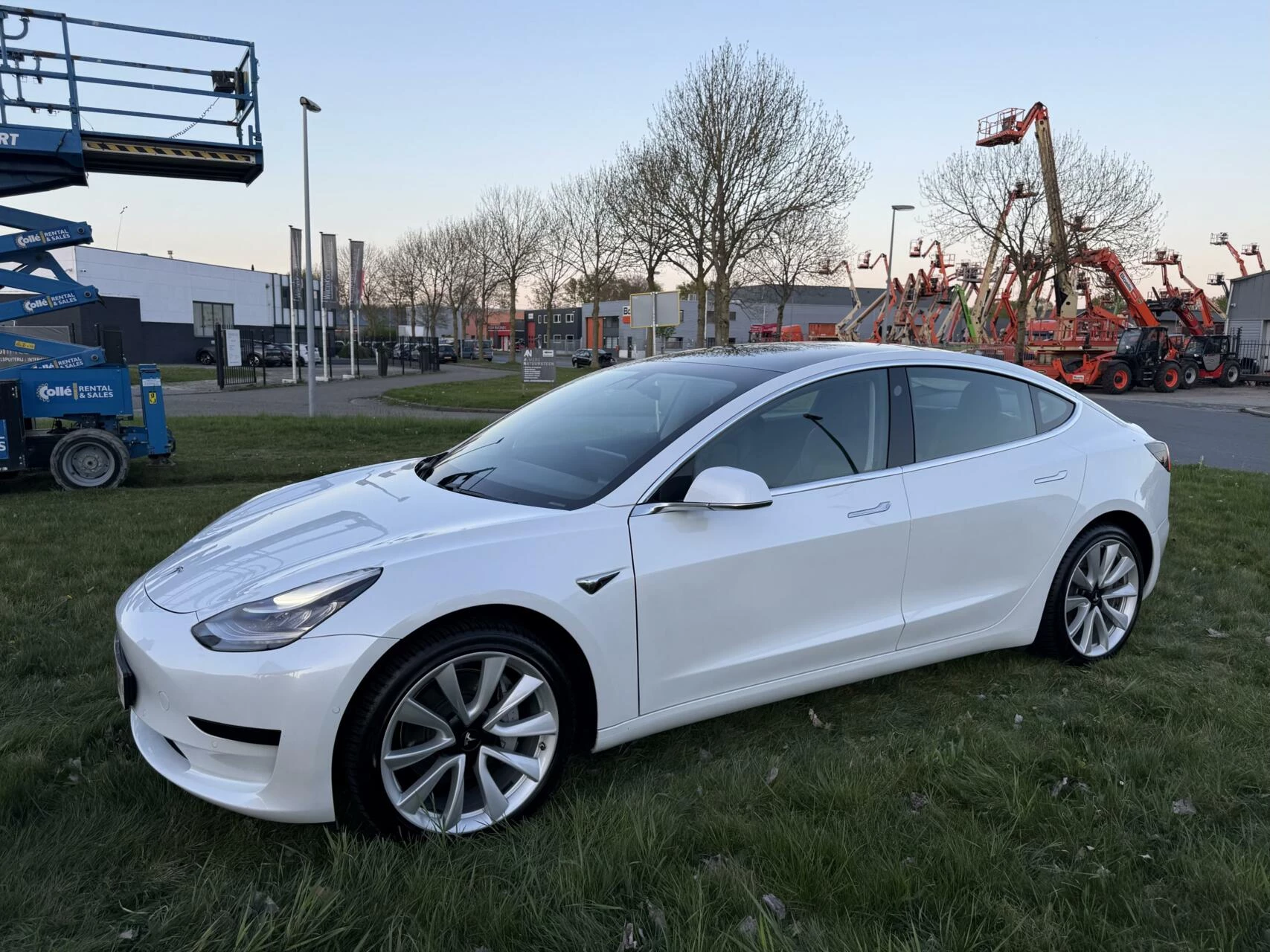 Hoofdafbeelding Tesla Model 3