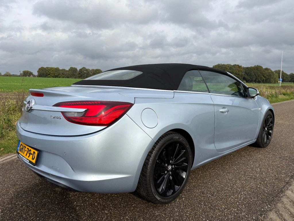 Hoofdafbeelding Opel Cascada