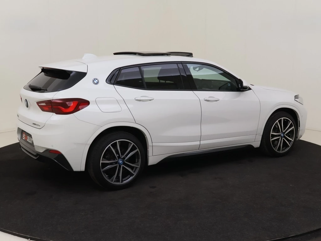 Hoofdafbeelding BMW X2