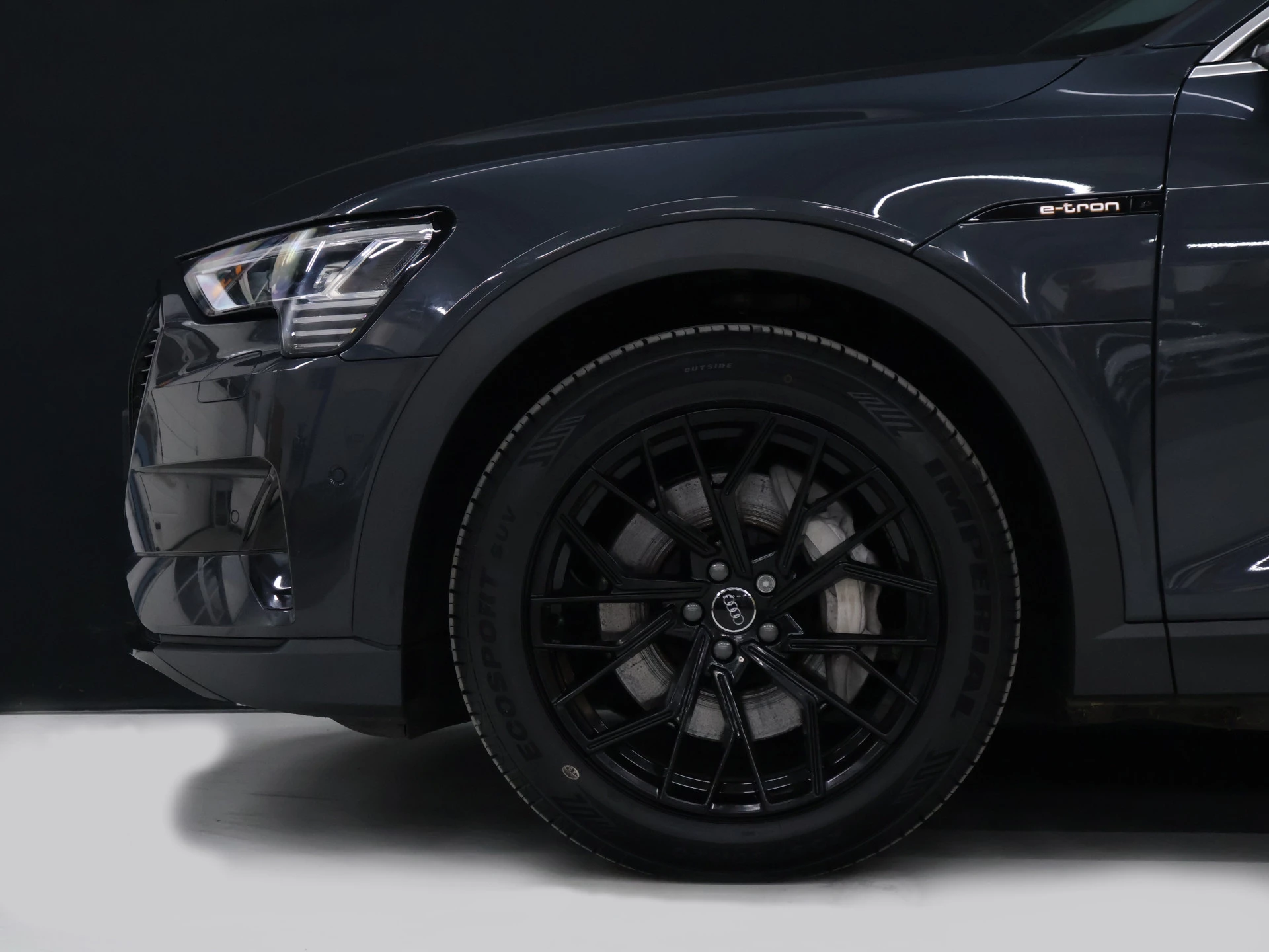 Hoofdafbeelding Audi e-tron