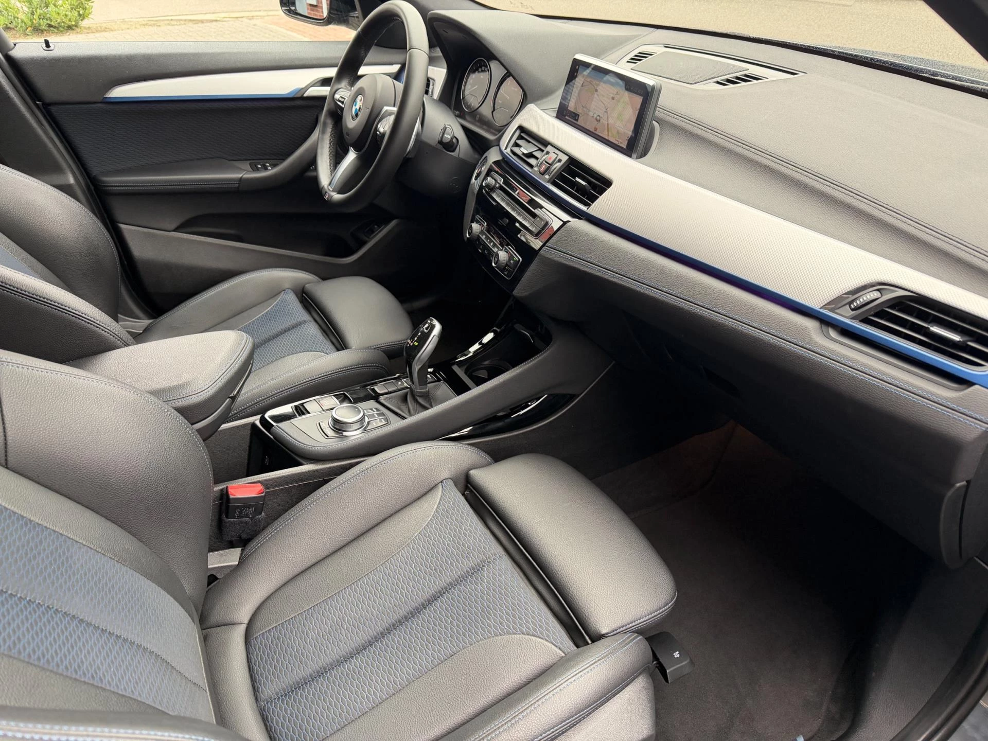 Hoofdafbeelding BMW X2