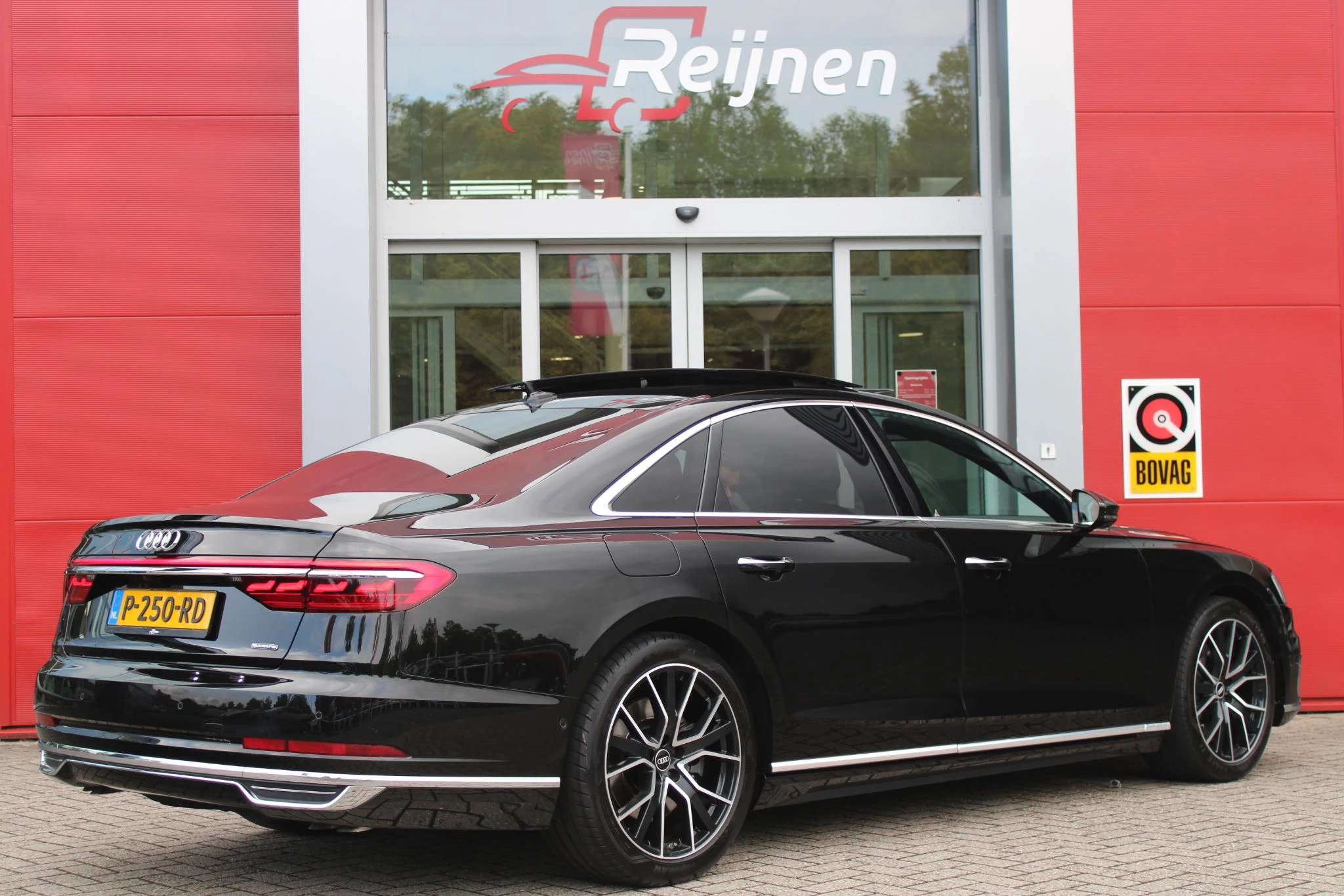 Hoofdafbeelding Audi A8