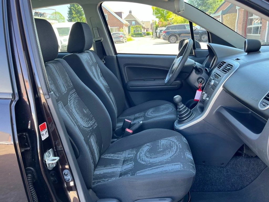 Hoofdafbeelding Opel Agila