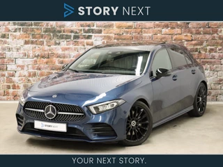 Mercedes-Benz A-Klasse 250 AMG Automaat / Panoramadak / Night Pakket / Achteruitrijcamera / Ambiance Verlichting / Matrix LED Koplampen / Park Assist / Navigatie / Digitaal Dashboard / Cruise Control / Apple Carplay / 19 Inch