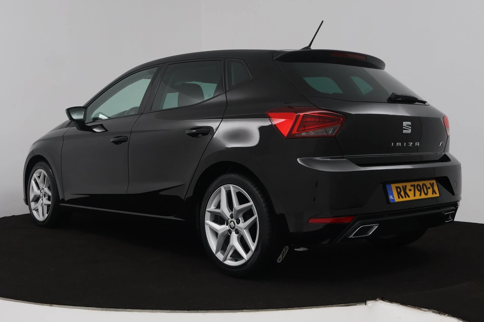 Hoofdafbeelding SEAT Ibiza