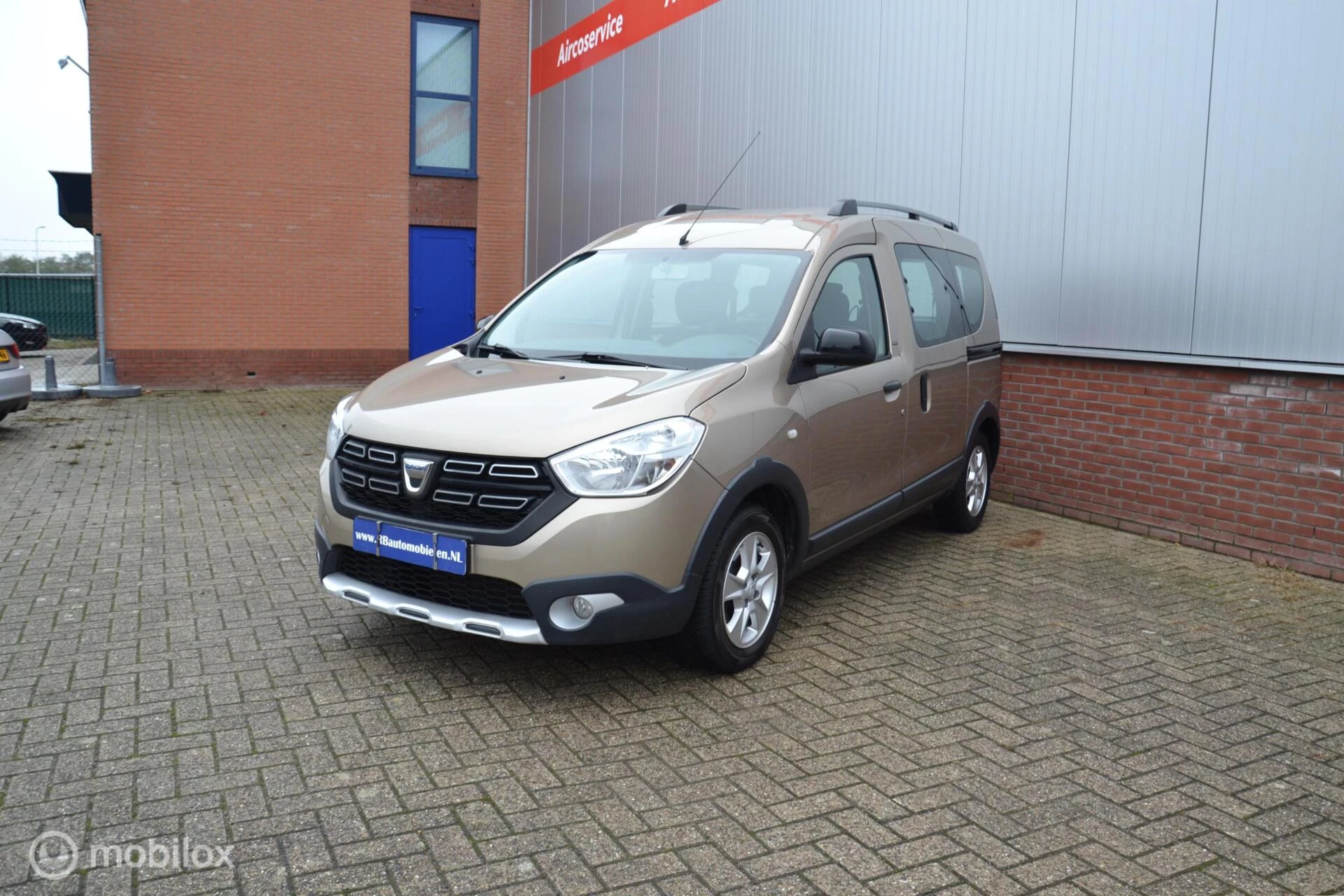Hoofdafbeelding Dacia Dokker