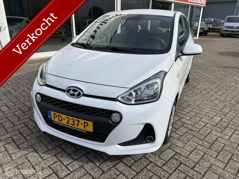 Hoofdafbeelding Hyundai i10