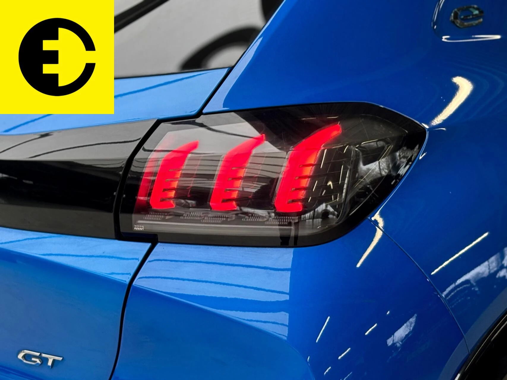 Hoofdafbeelding Peugeot e-208