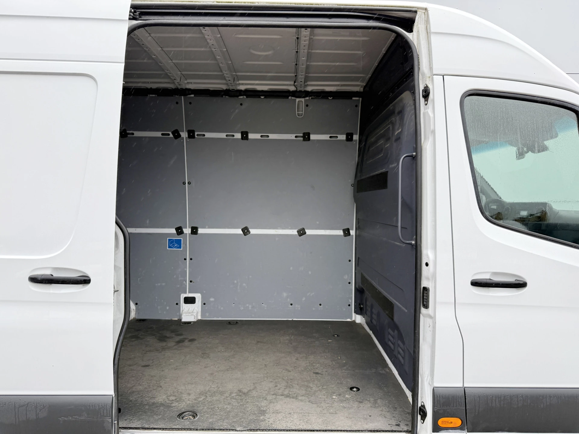 Hoofdafbeelding Mercedes-Benz eSprinter