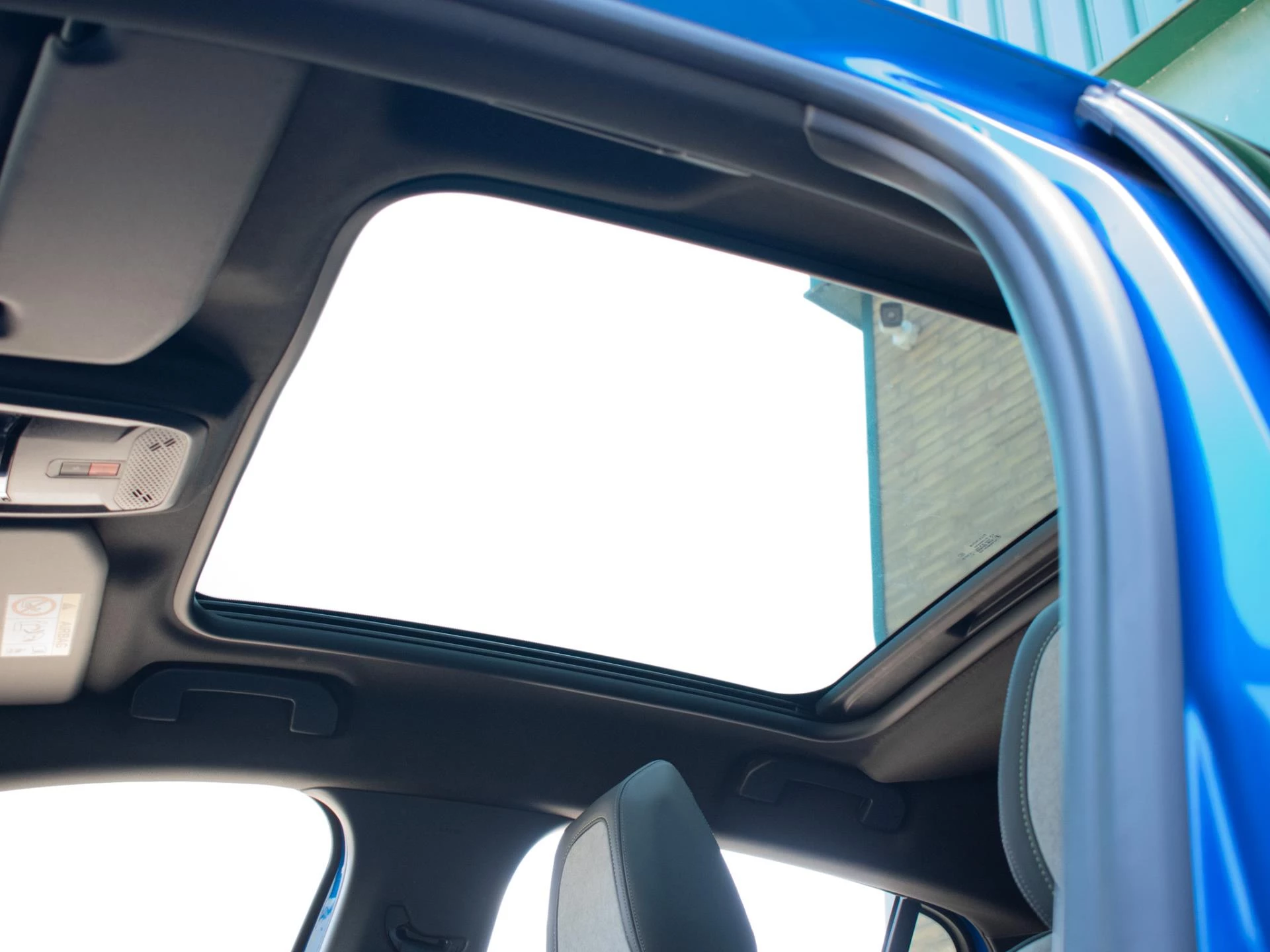 Hoofdafbeelding Peugeot e-208