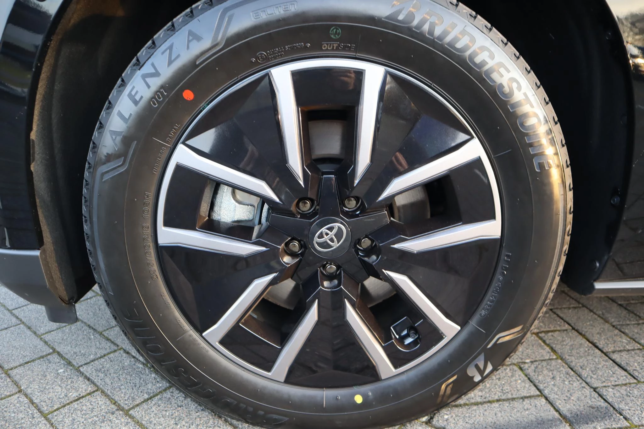 Hoofdafbeelding Toyota bZ4X