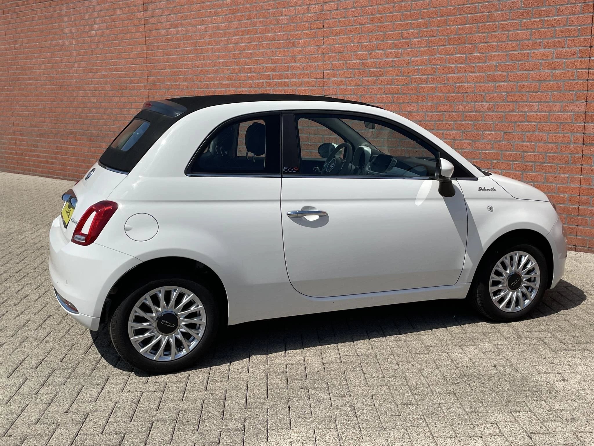 Hoofdafbeelding Fiat 500C