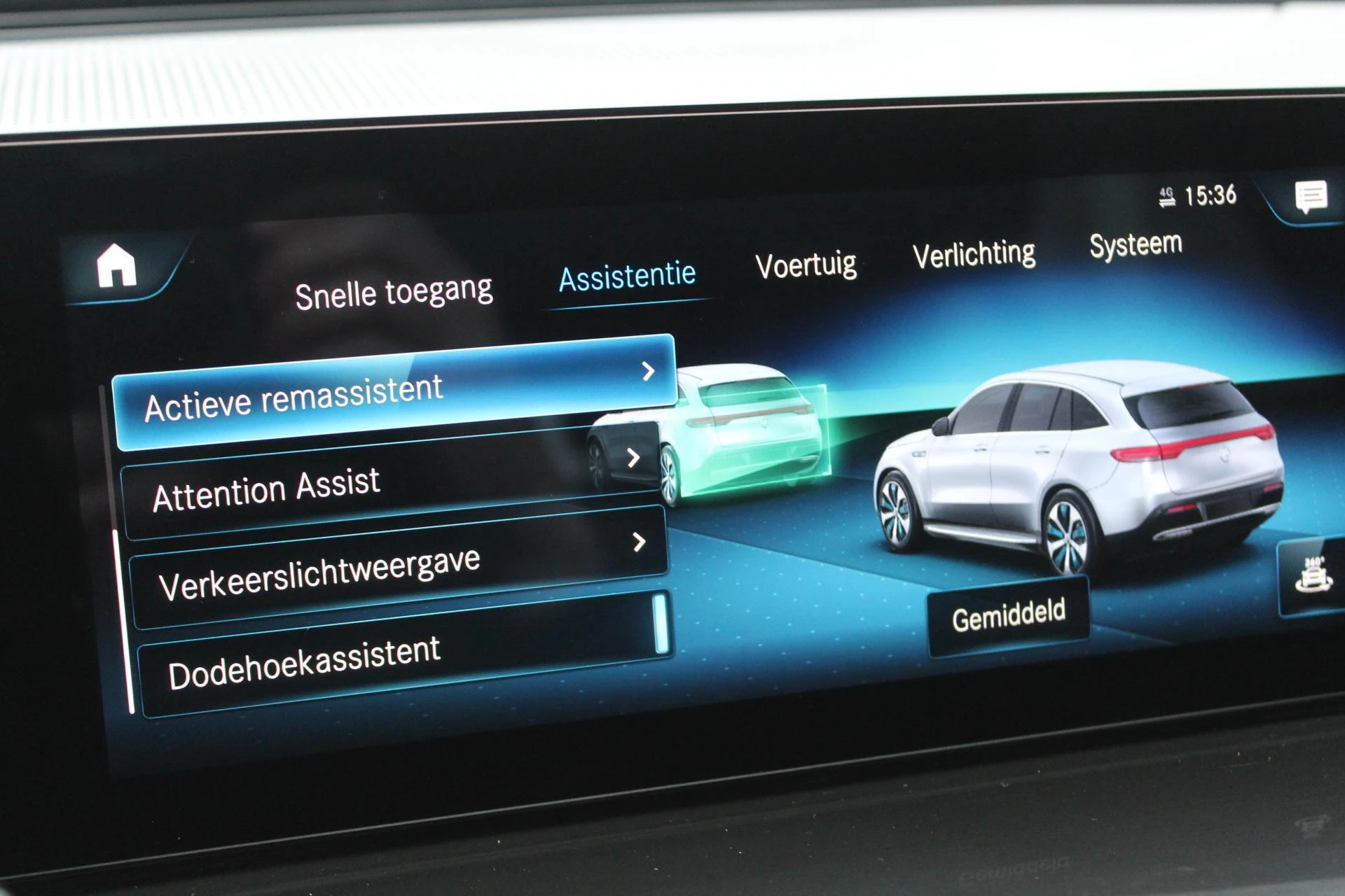 Hoofdafbeelding Mercedes-Benz EQC