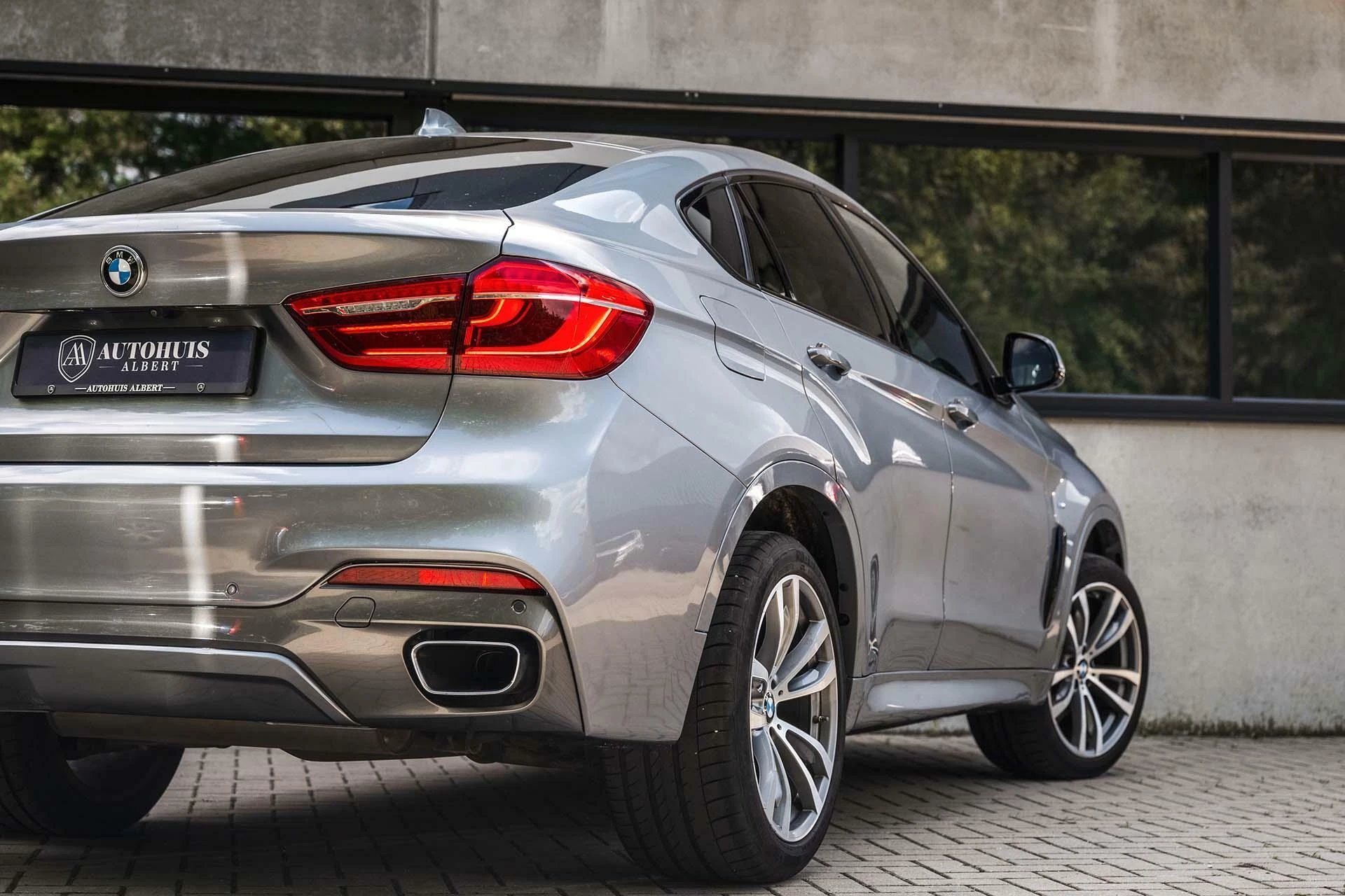 Hoofdafbeelding BMW X6