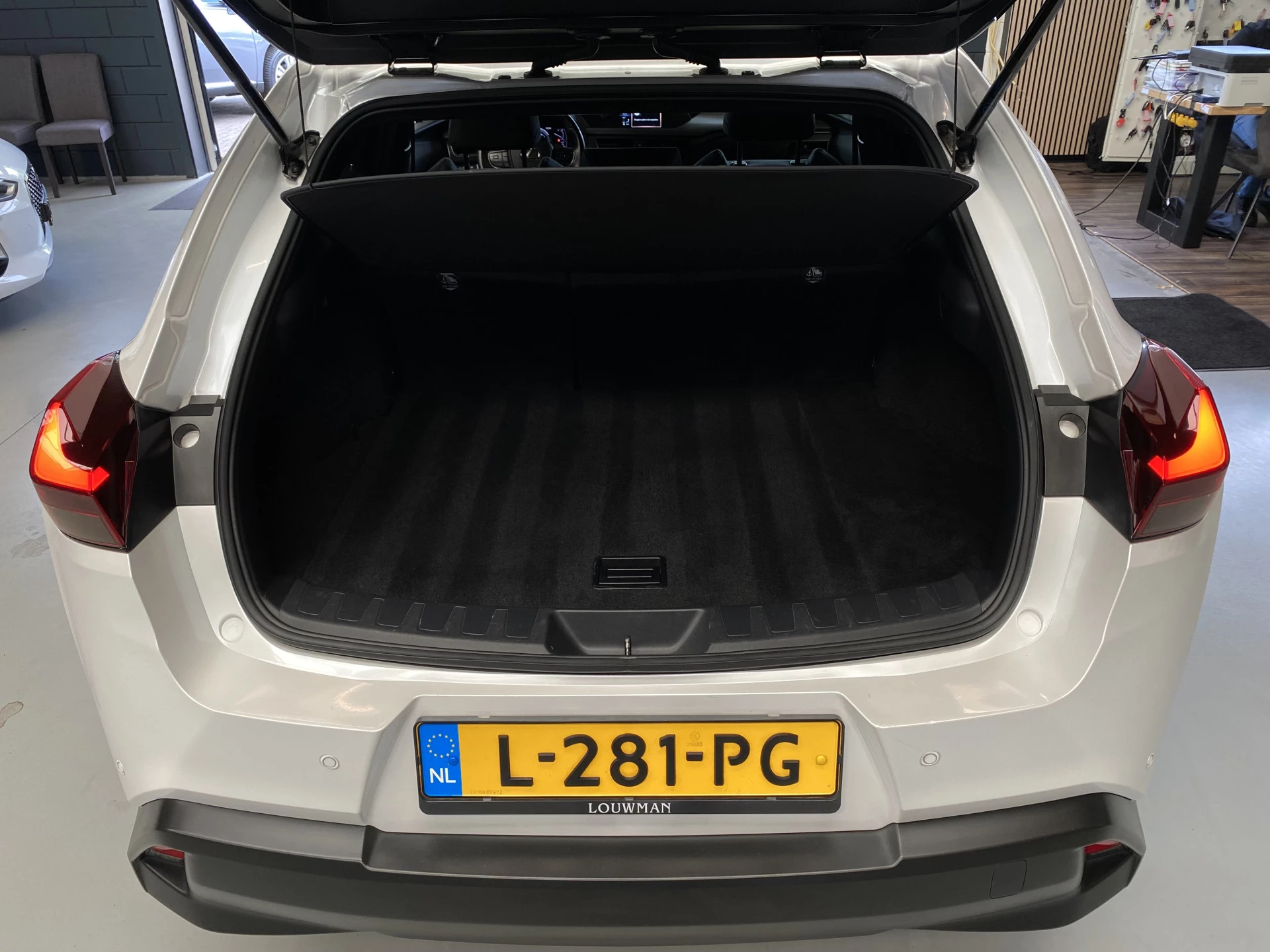 Hoofdafbeelding Lexus UX