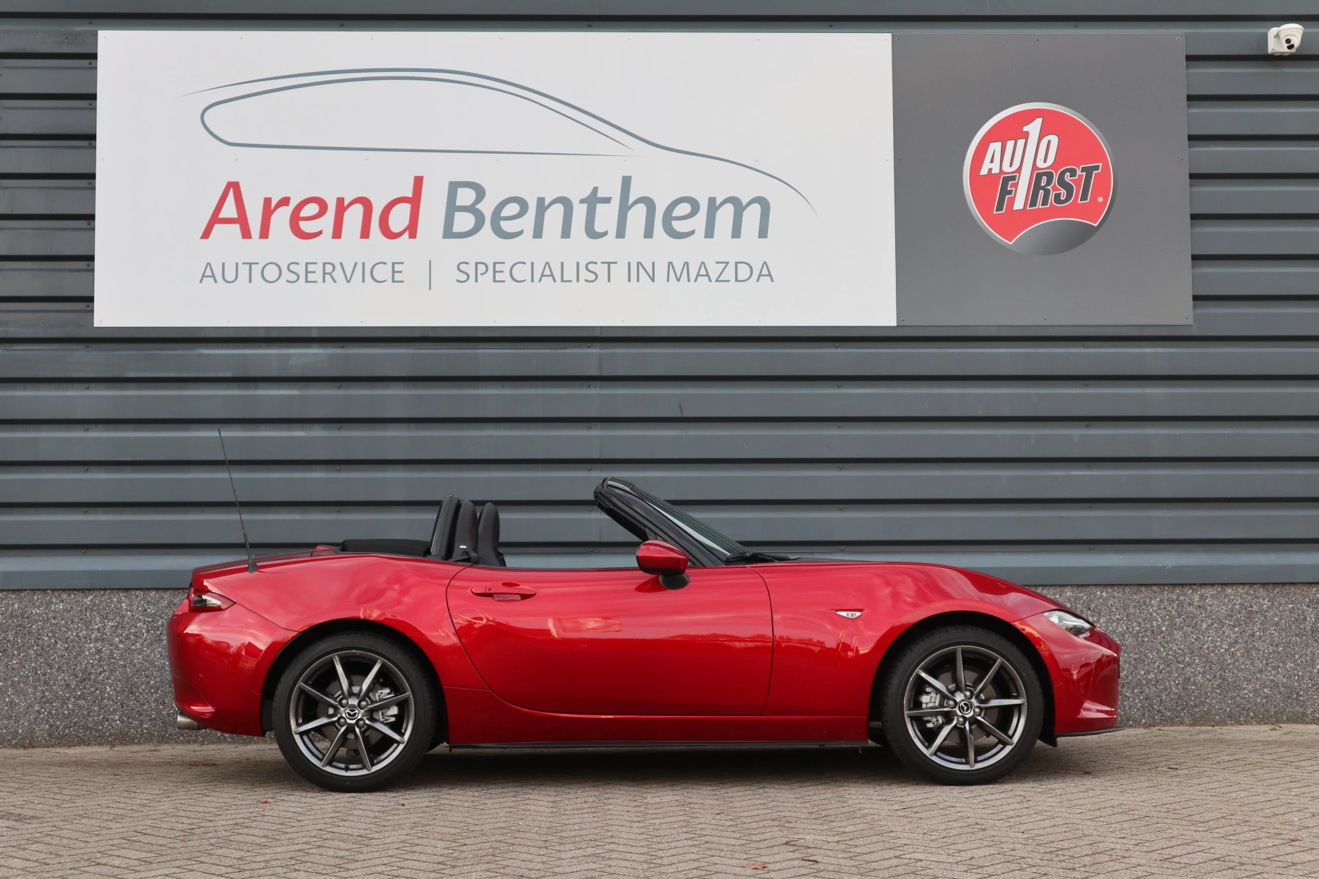 Hoofdafbeelding Mazda MX-5