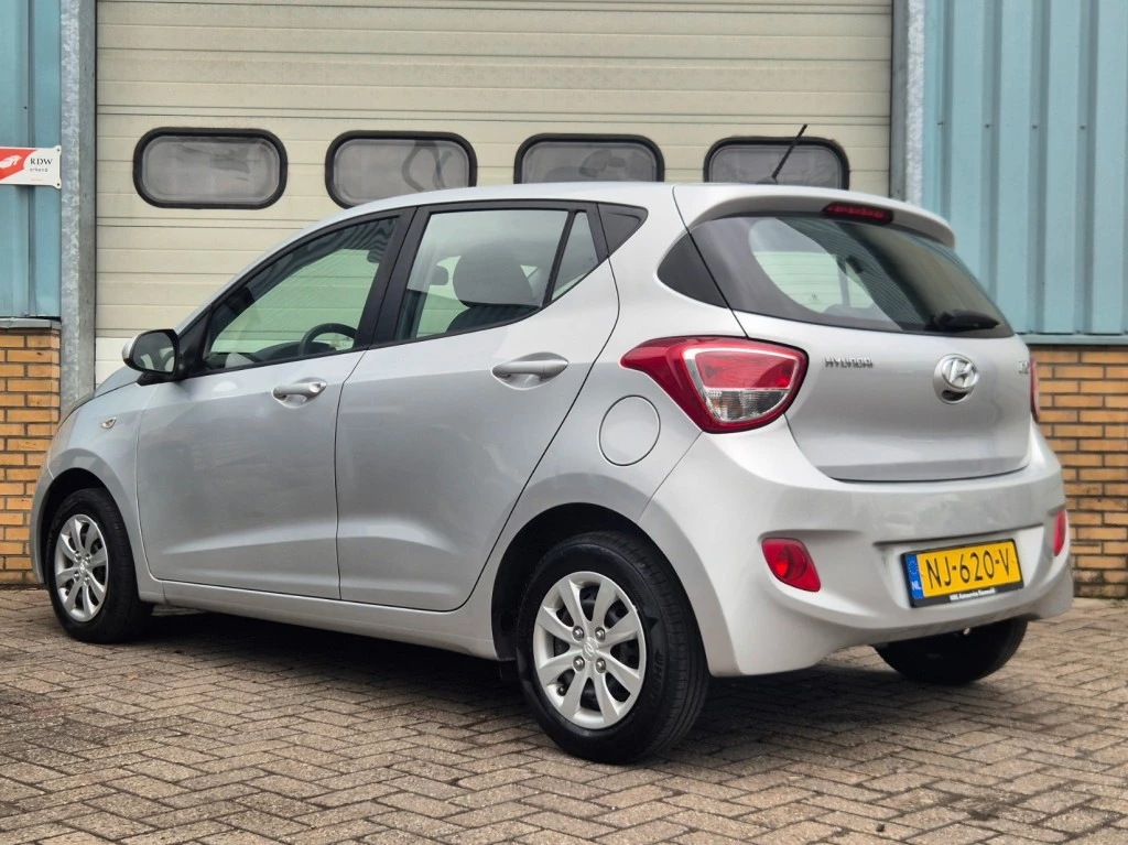 Hoofdafbeelding Hyundai i10