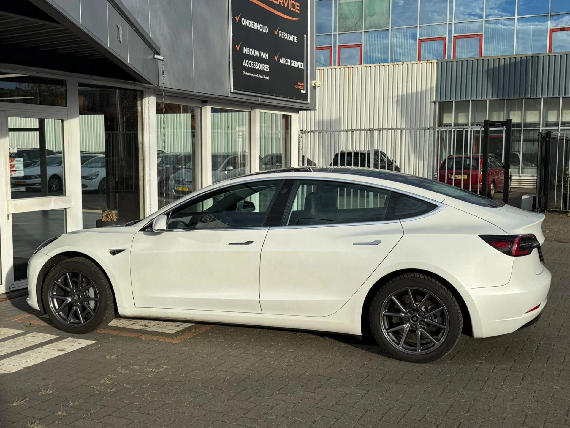 Hoofdafbeelding Tesla Model 3