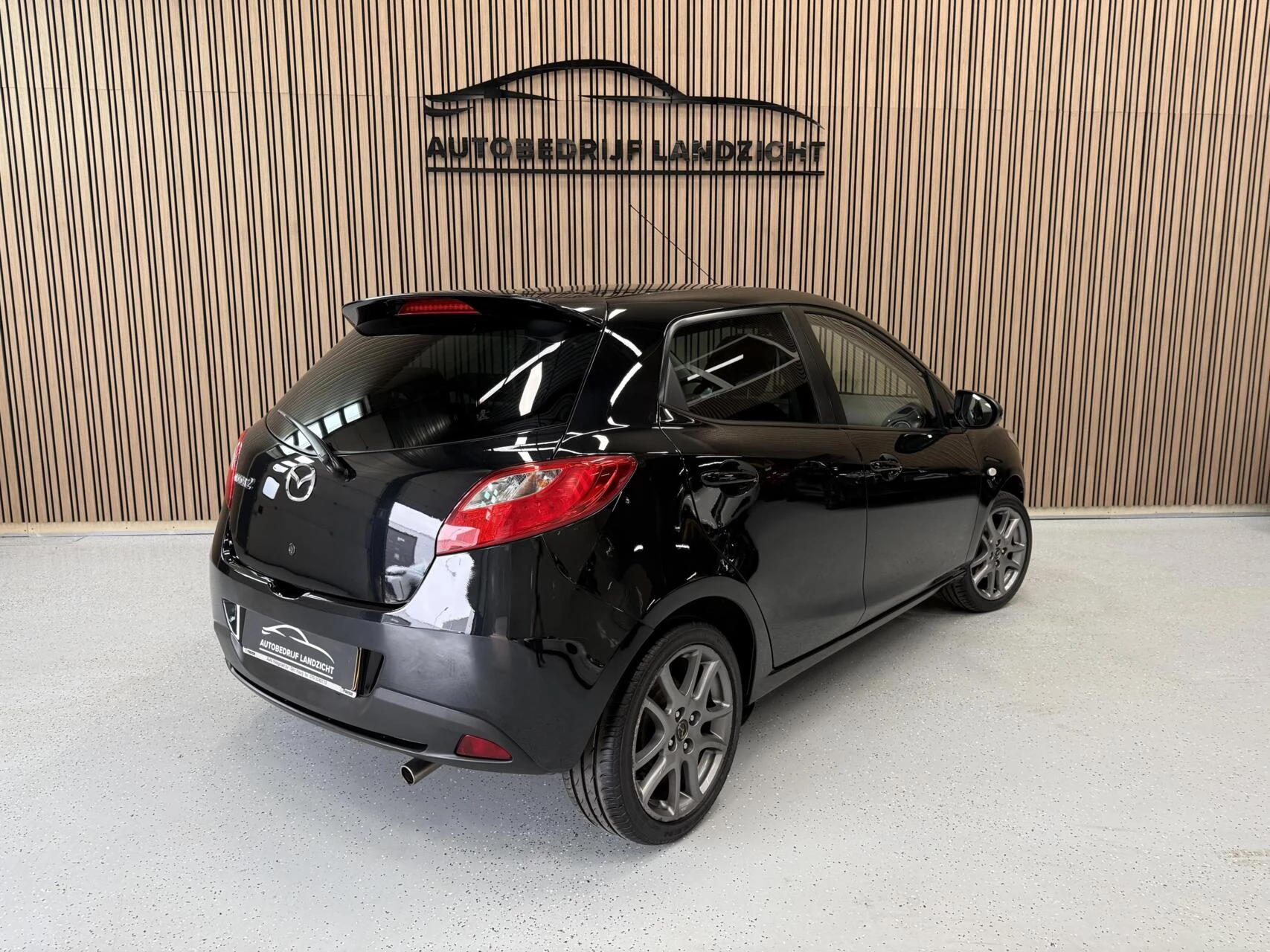 Hoofdafbeelding Mazda 2