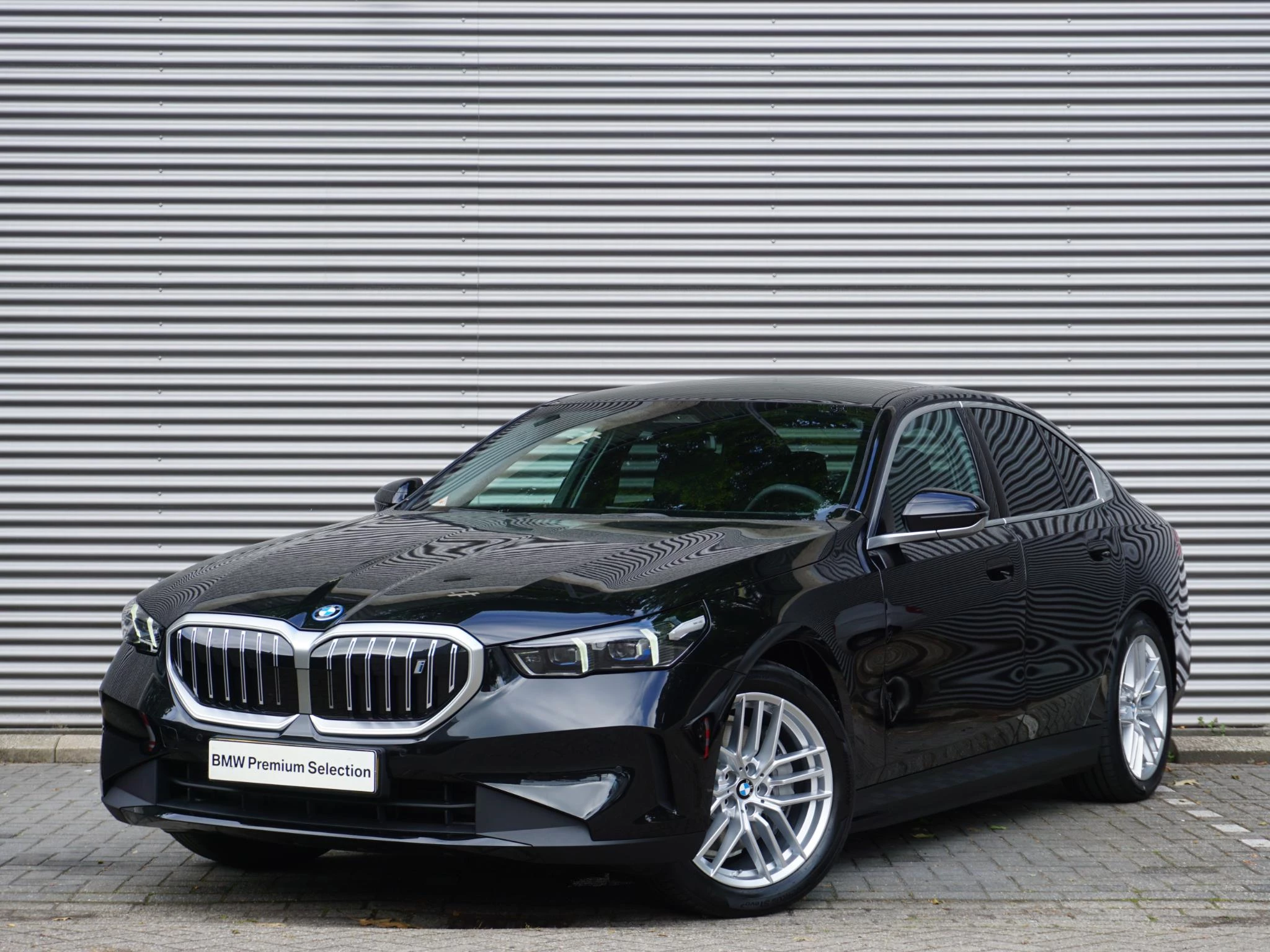 Hoofdafbeelding BMW i5