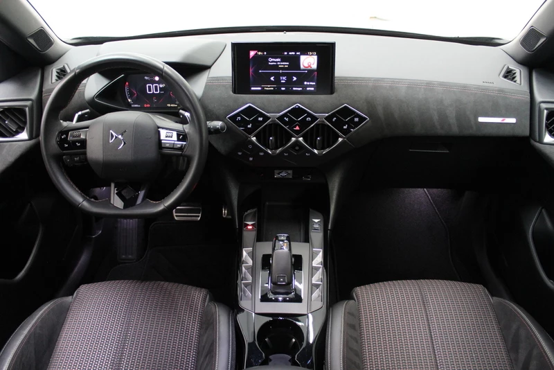 Hoofdafbeelding DS DS 3