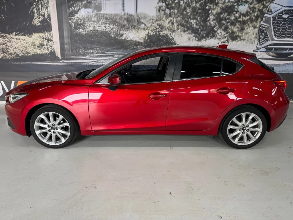 Hoofdafbeelding Mazda 3