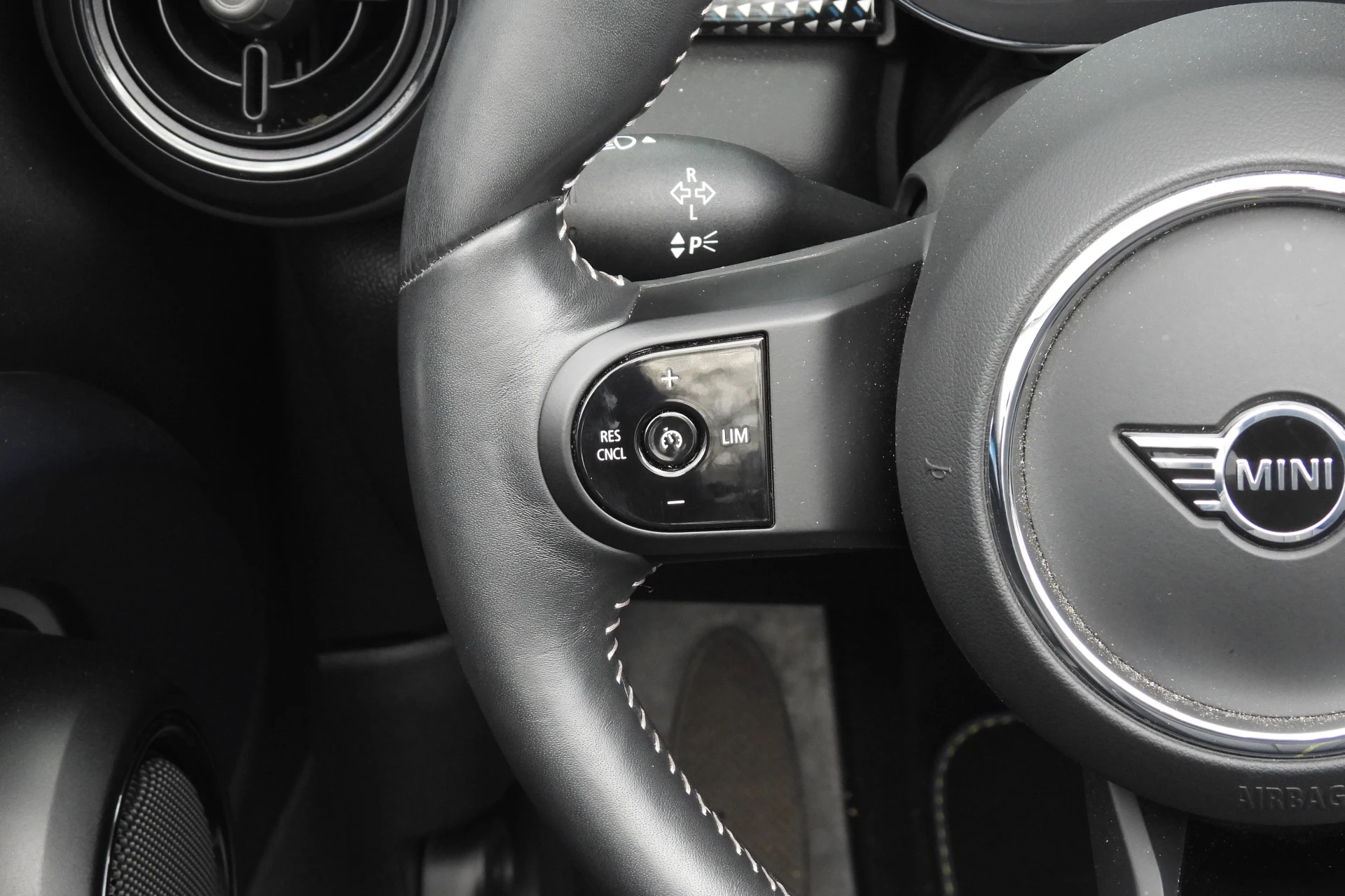 Hoofdafbeelding MINI Cooper Cabrio