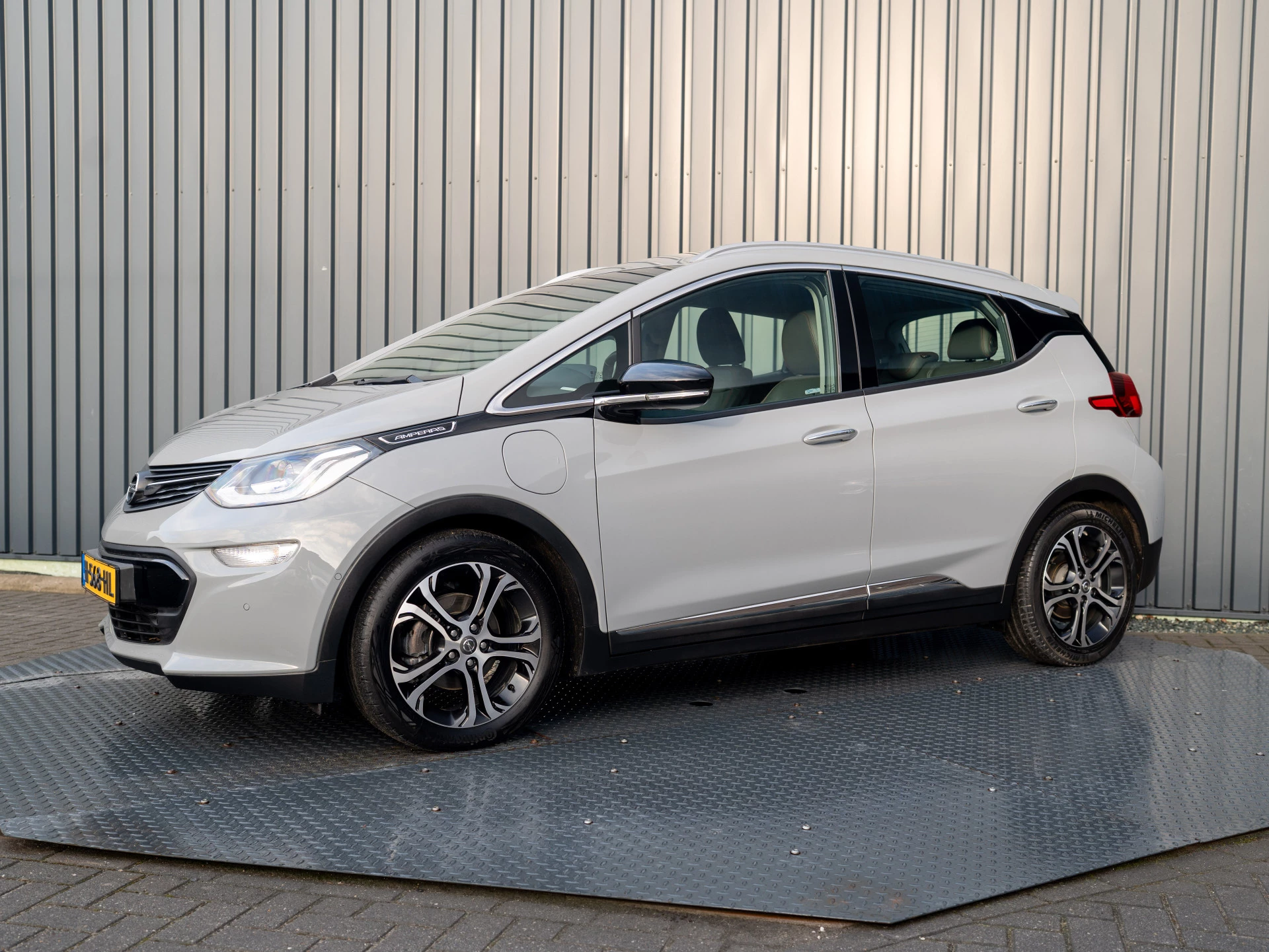 Hoofdafbeelding Opel Ampera-e
