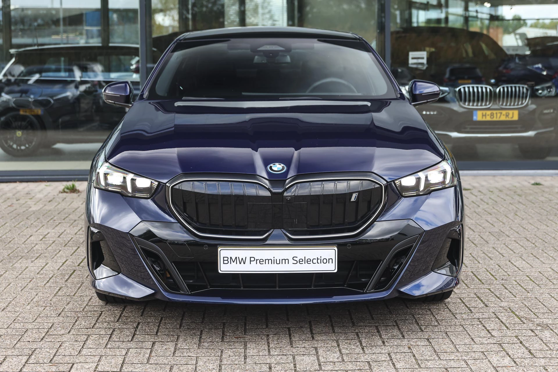 Hoofdafbeelding BMW i5